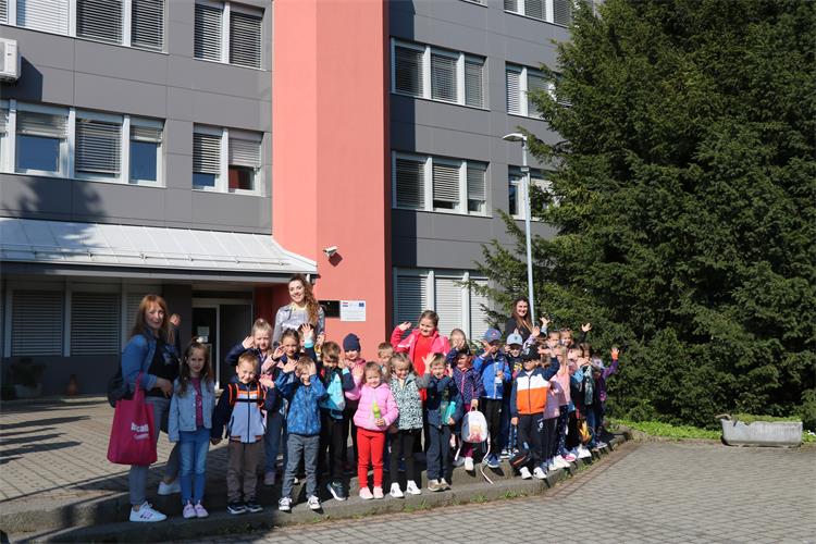 Slika /2023/Zvjezdice u posjetu PU međimurskoj 04052023/1.JPG